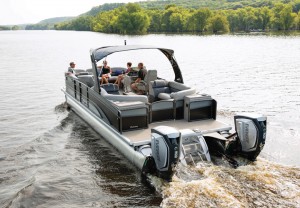  Twin motors on pontoons provide higher performance and better speed for water sports, which Premier includes on its PTX model.