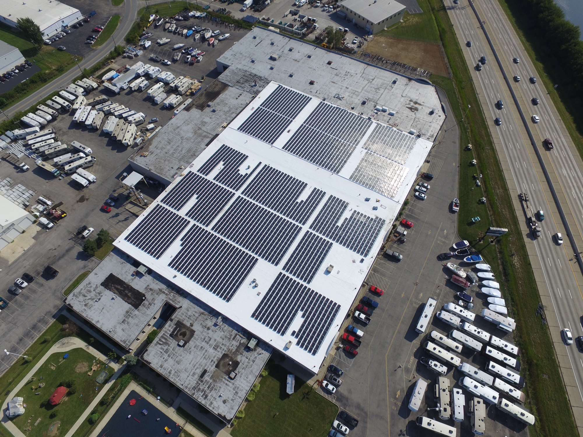 marine-center-of-indiana-adds-solar-panels-to-facilities-boating-industry